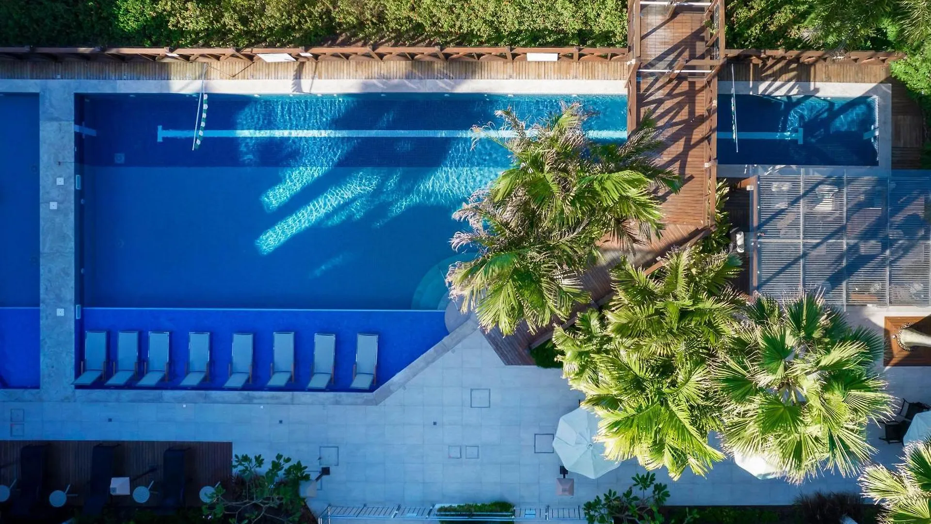 Varandas Do Atlantico: Beachfront Luxury Condo with Heated Pool Bombinhas Brazil